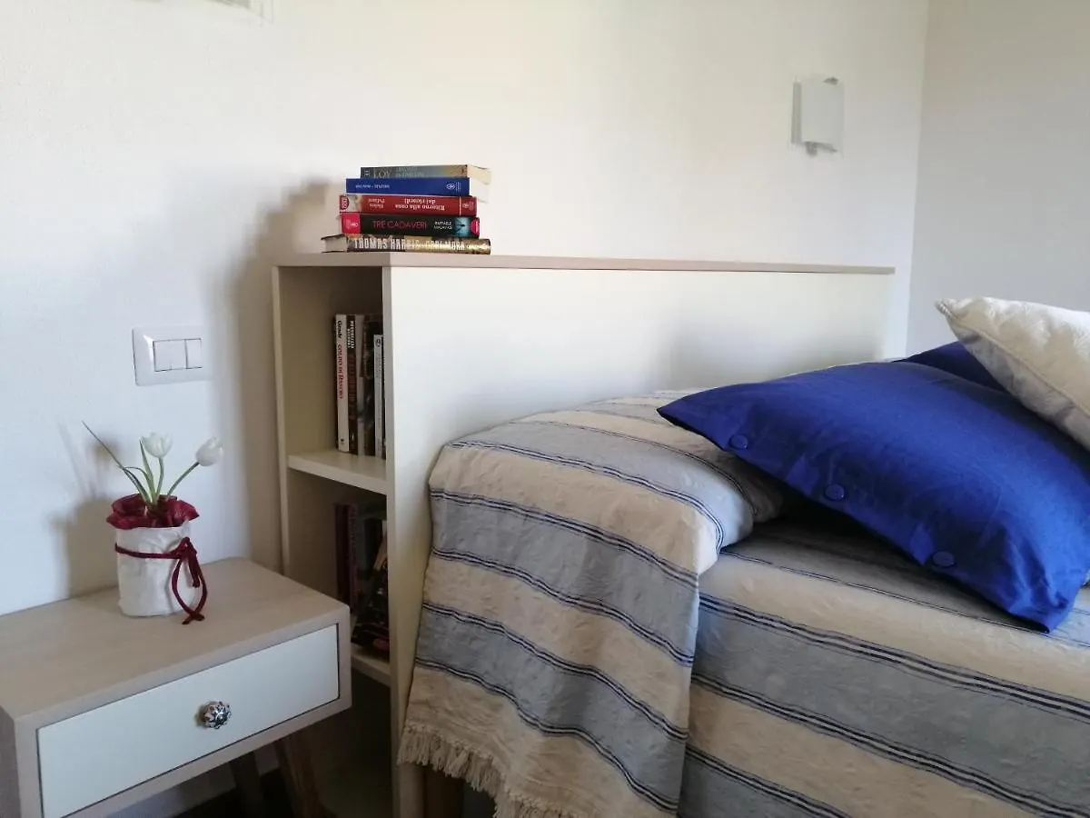 Bed and Breakfast Maison Kaina Όλμπια