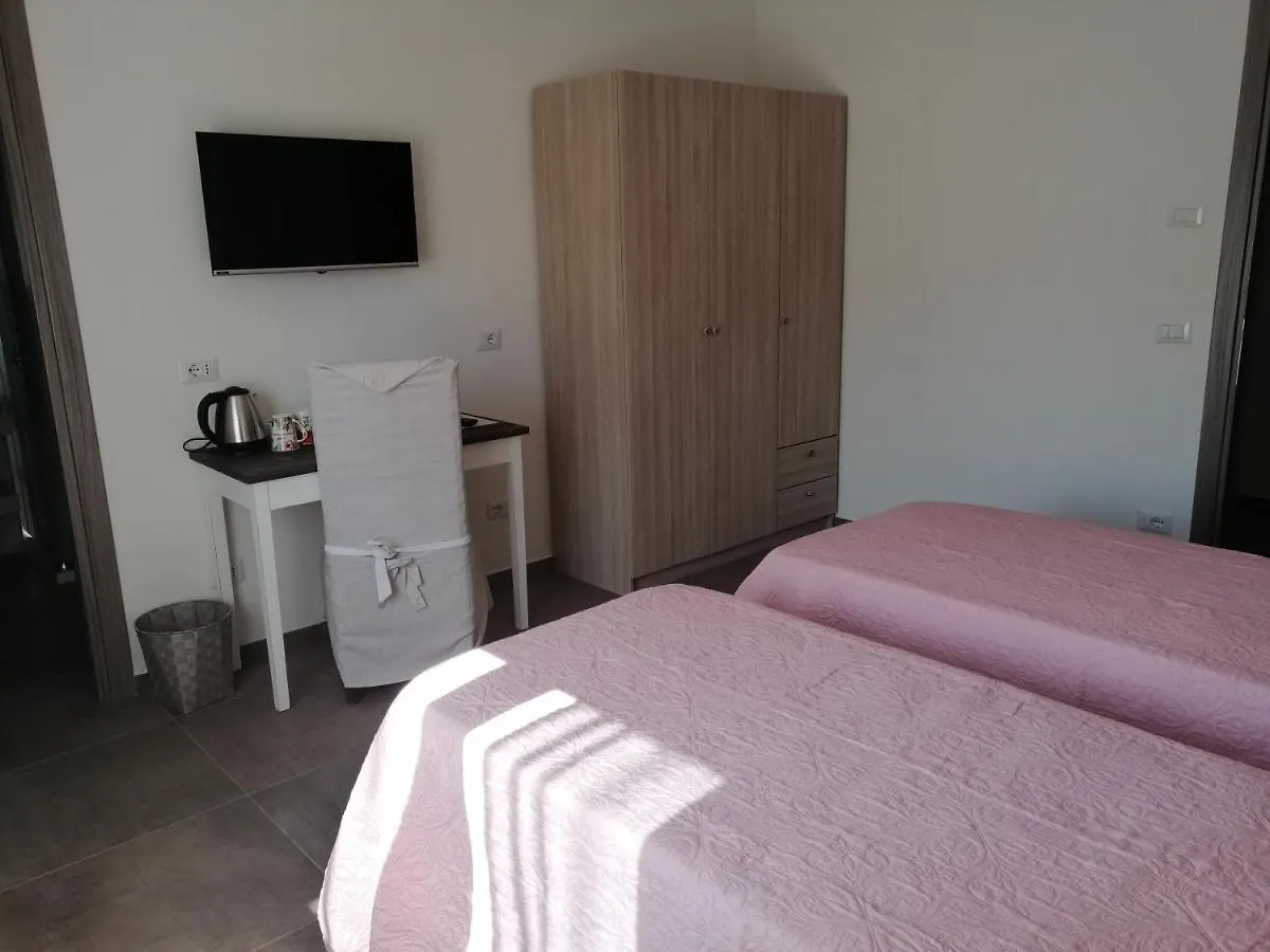 Bed and Breakfast Maison Kaina Όλμπια Ιταλία