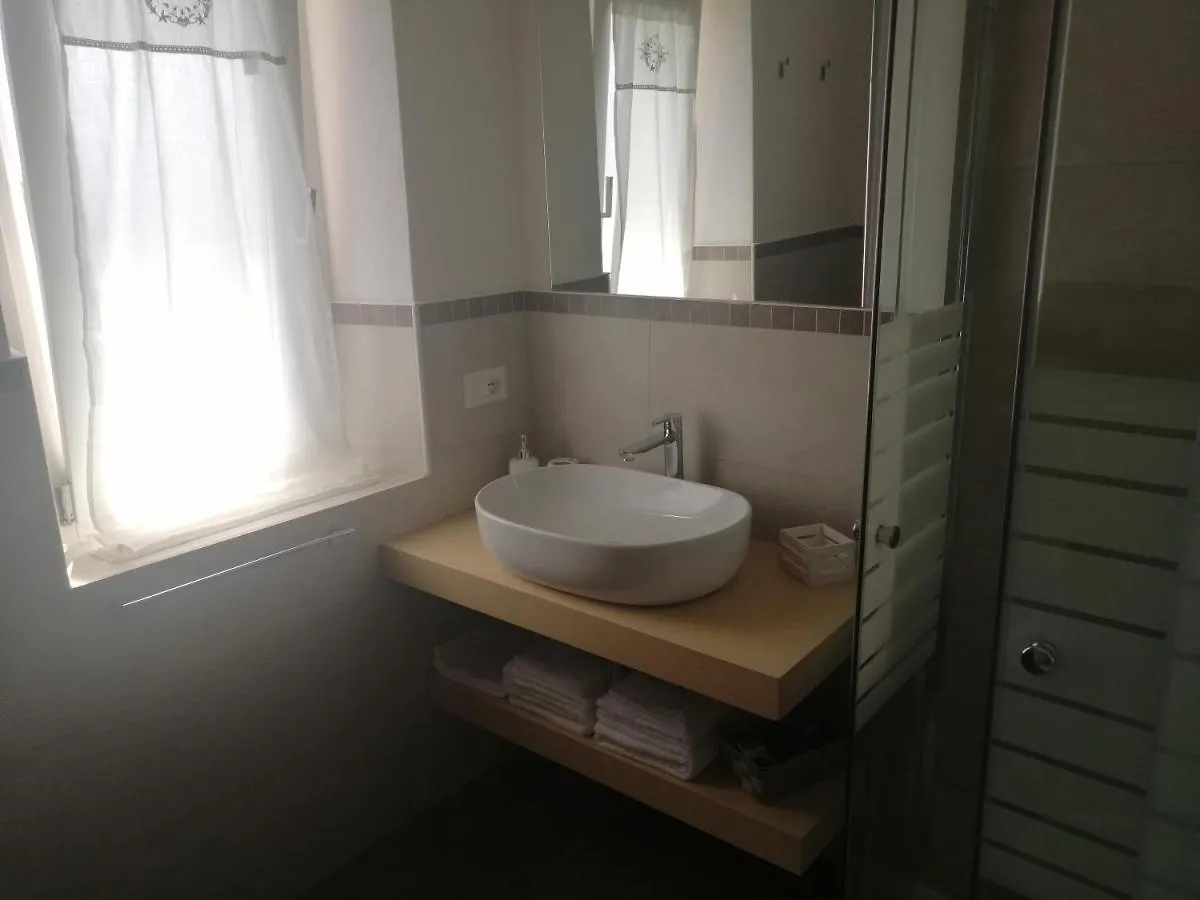 Bed and Breakfast Maison Kaina Όλμπια Ιταλία